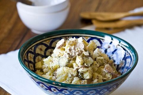 recipe ng salad habang sumusunod sa isang diyeta na protina